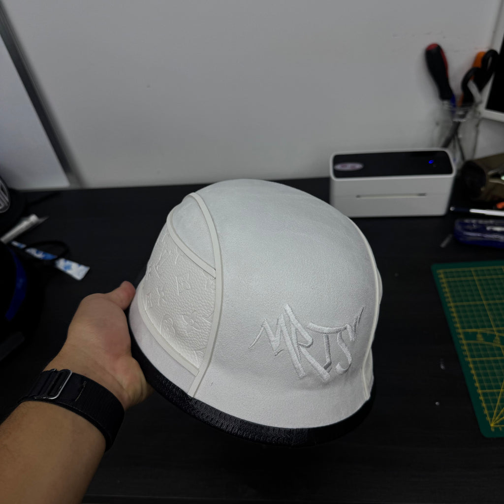 WHITE MRTS